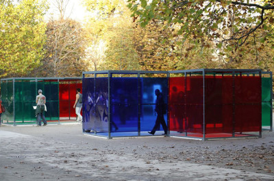 Carlos Cruz-Diez - 'PARC DE SCULPTURE'