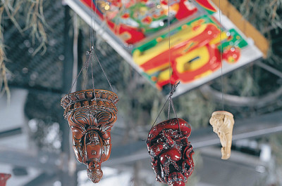 CHEN ZHEN - 'Un Village sans frontières'
