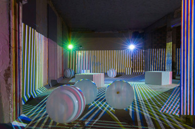 Carlos Cruz-Diez - Environnement Chromointerférent