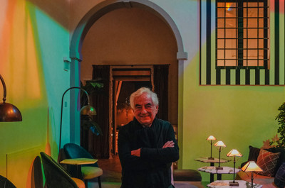 Daniel Buren - Sosta colorata per Villa San Michele, lavoro <i>in situ</i>, 2024