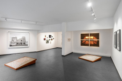 ALEJANDRO CAMPINS - CARLOS GARAICOA - OSVALDO GONZáLEZ - ZHANNA KADYROVA - MOATAZ NASR - MICHELANGELO PISTOLETTO - HIROSHI SUGIMOTO - 'FRAGMENTS DE VILLE'