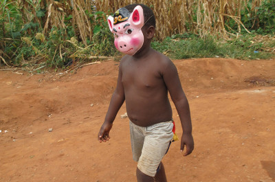 Pascale Marthine Tayou