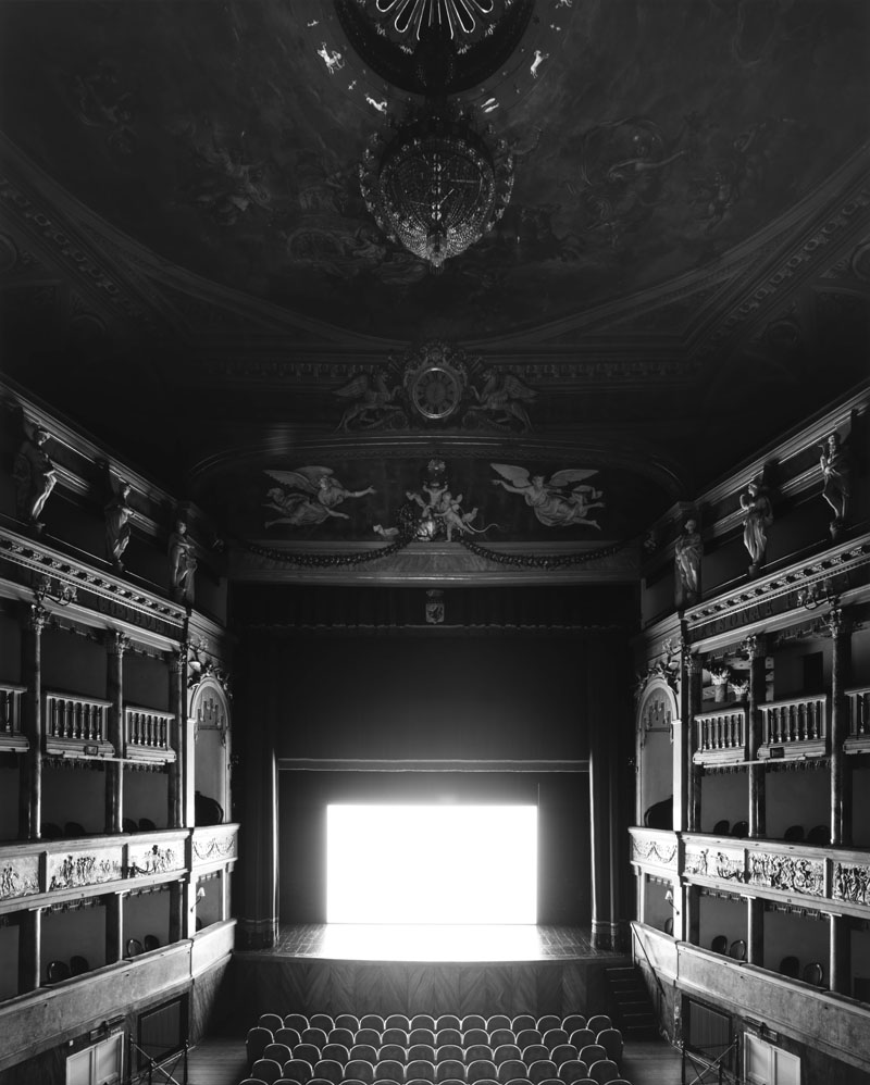 The First Encounter - Italy through eyes of Hiroshi Sugimoto and Tenshō Embassy