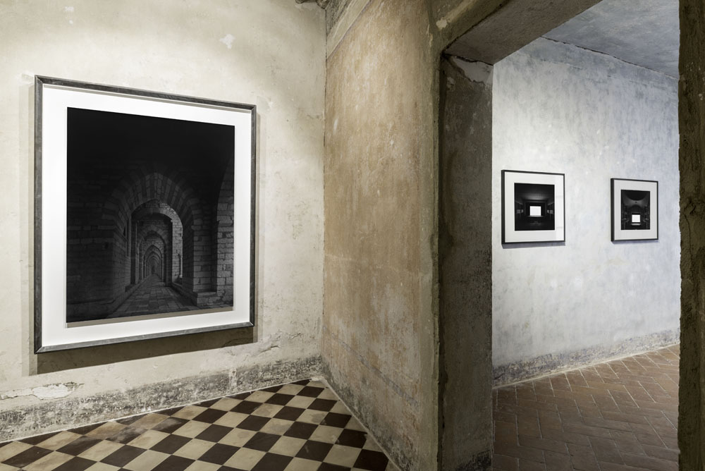 The First Encounter - Italy through eyes of Hiroshi Sugimoto and Tenshō Embassy