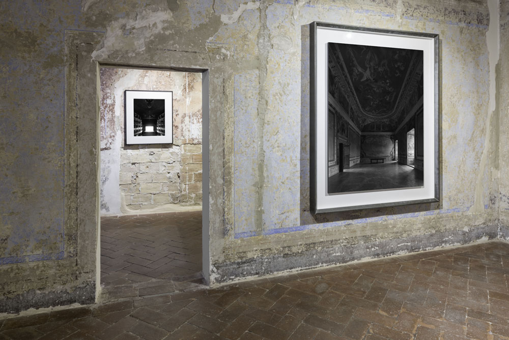 The First Encounter - Italy through eyes of Hiroshi Sugimoto and Tenshō Embassy