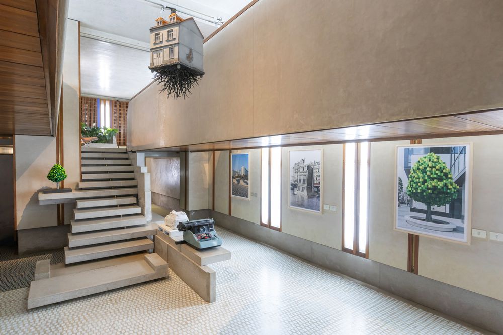 Leandro Erlich - Hybrids. Leandro Erlich al Negozio Olivetti