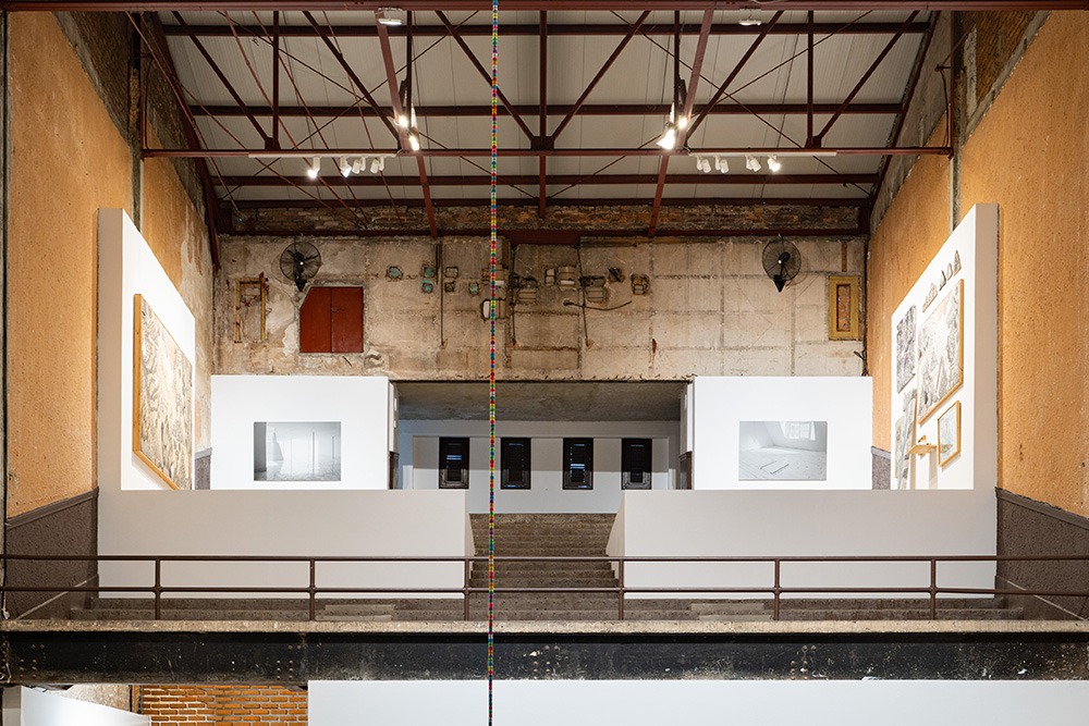 Mientras el día no cierre