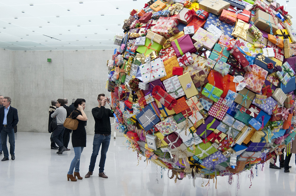 Pascale Marthine Tayou