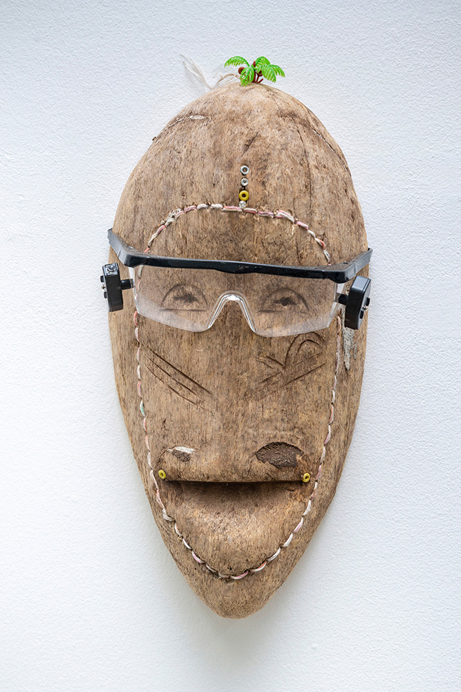 Pascale Marthine Tayou