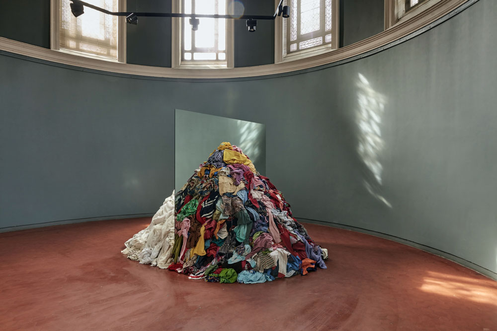 Michelangelo Pistoletto - DEMOPRÁCTICA