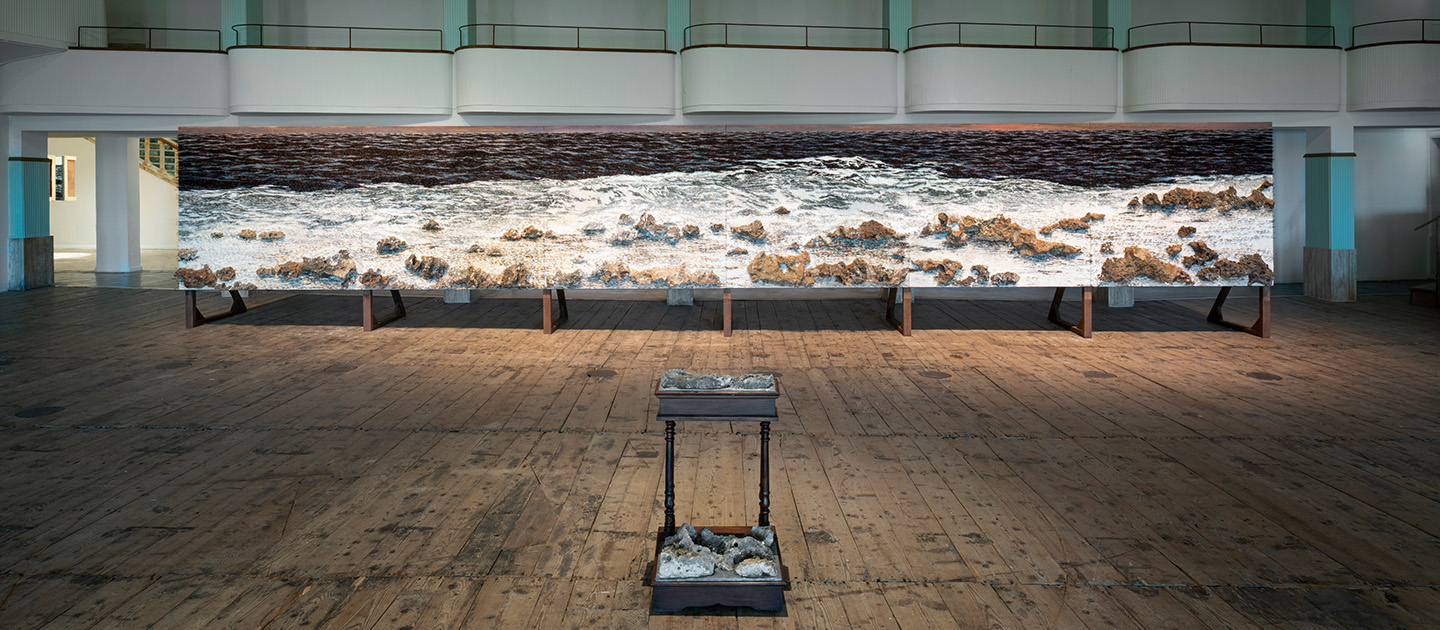 YOAN CAPOTE 'Ruido Blanco'