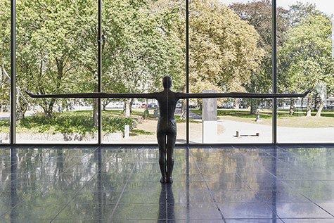 ANTONY GORMLEY 'Calling on the Body'