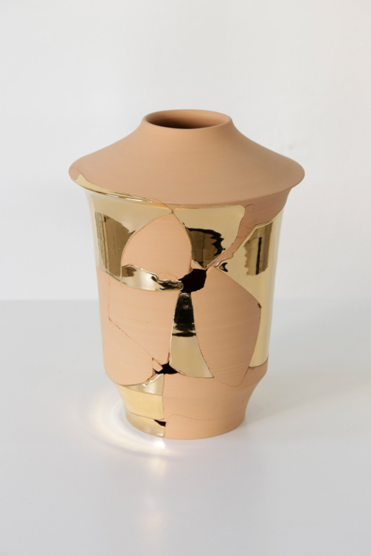'Toucher Terre - The ceramic sculpture'